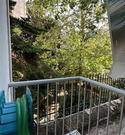 Hp Studio Luxury Apartment-2