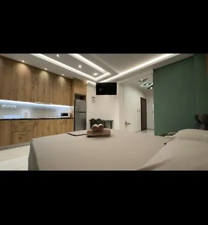 Hp Studio Luxury Apartment-2